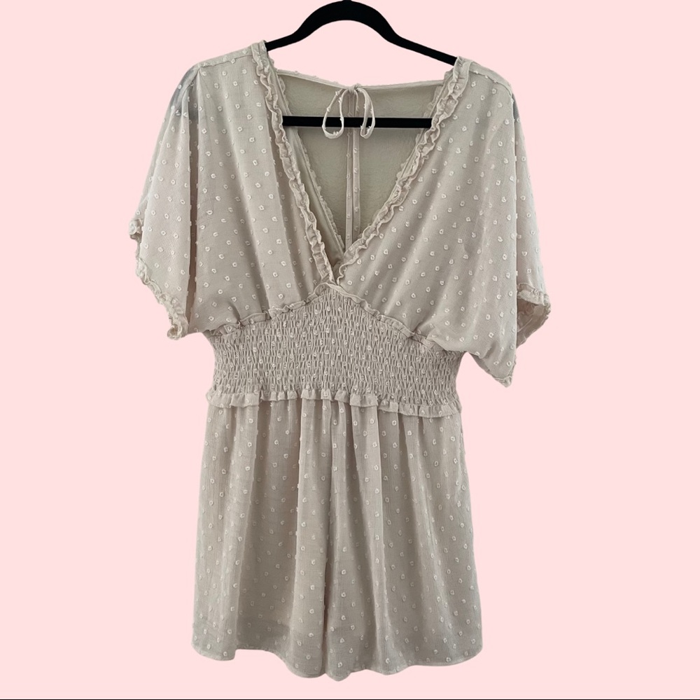 She + Sky | Alabaster-White Polka Dot Short Sleeve V-Neck Romper Size Medium